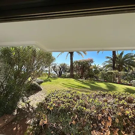 Piscine Privee Tennis